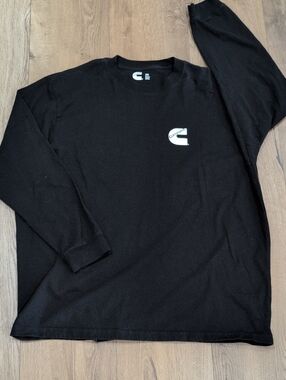 Cummins Men's Black Long-Sleeve Crewneck Shirt